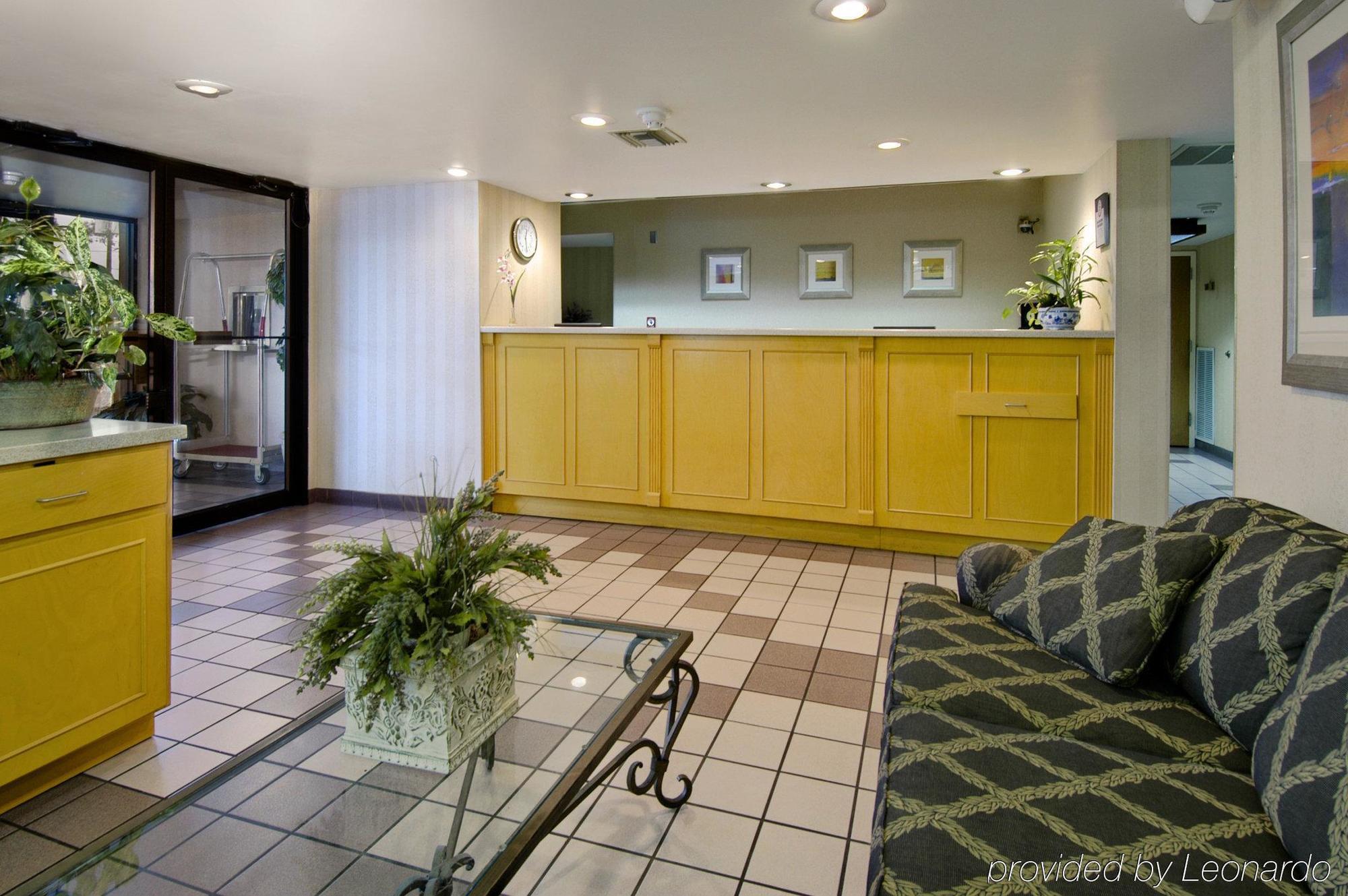 Home2 Suites By Hilton Lake City Interior photo